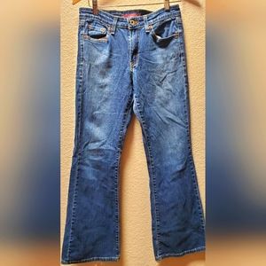 Levis Flare 519 Jeans